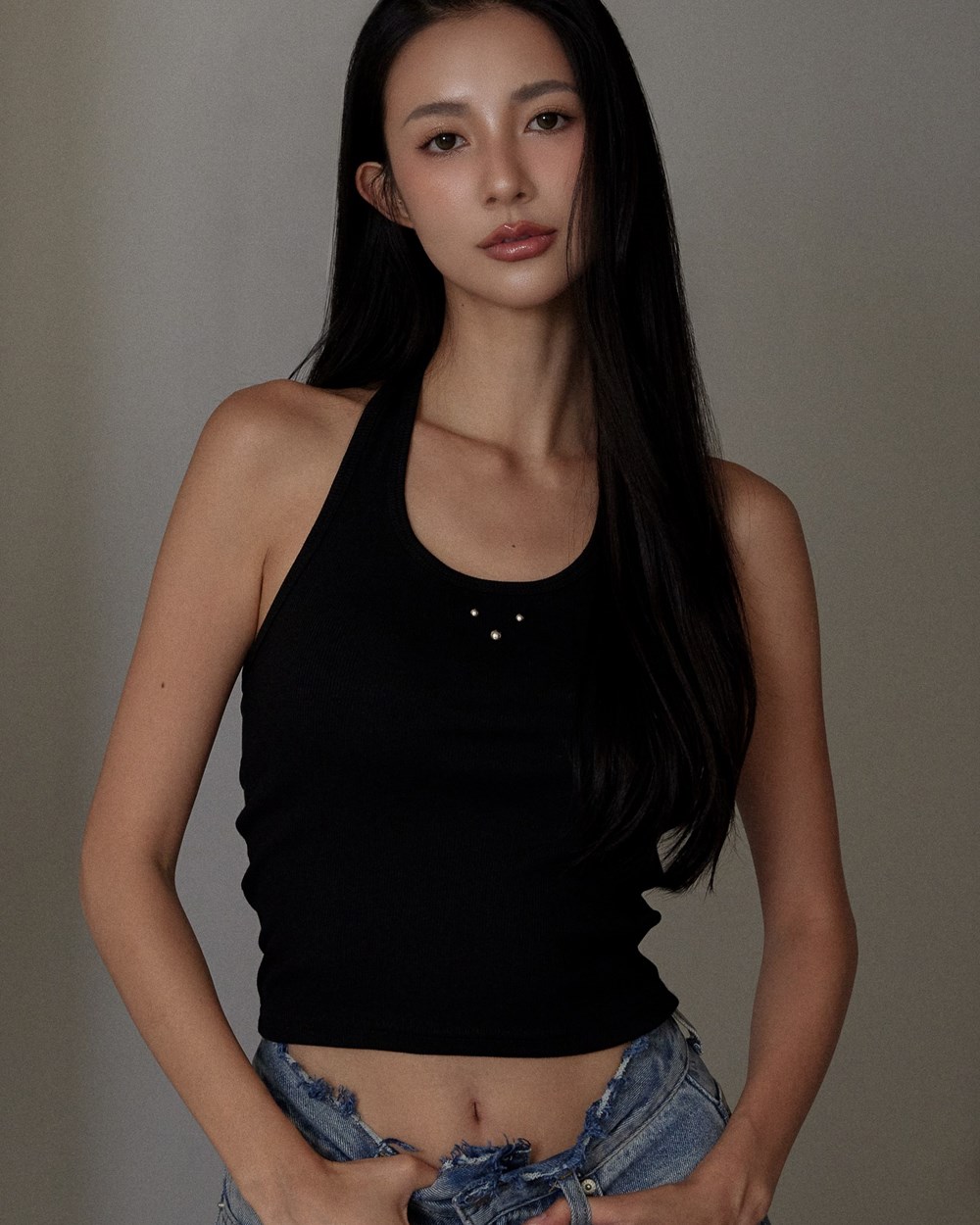 個性鉚釘掛脖背心