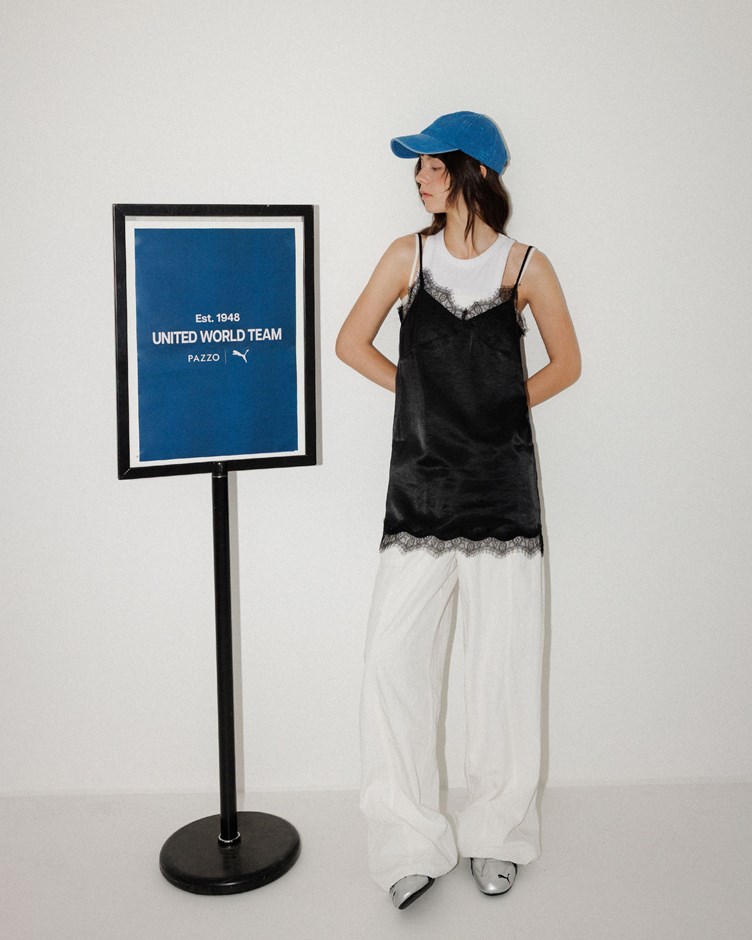 光澤蕾絲拼接細肩帶背心