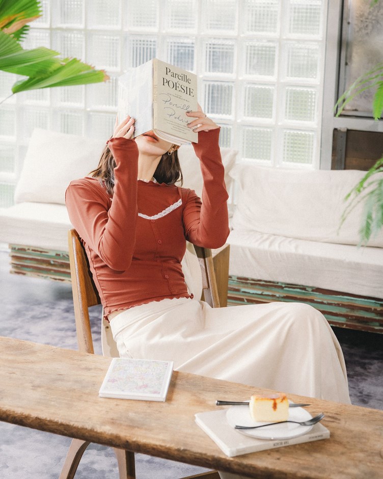 直坑紋蕾絲花邊背心長袖上衣(兩件組)