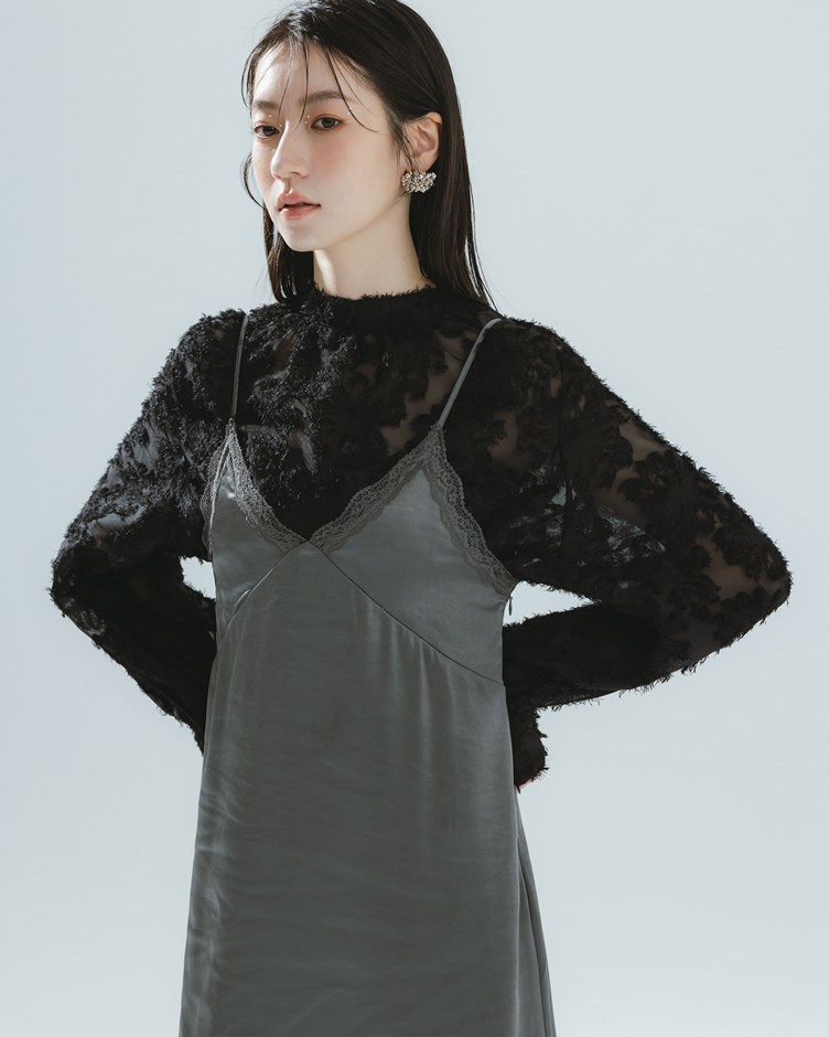 日系緹花小立領長袖上衣