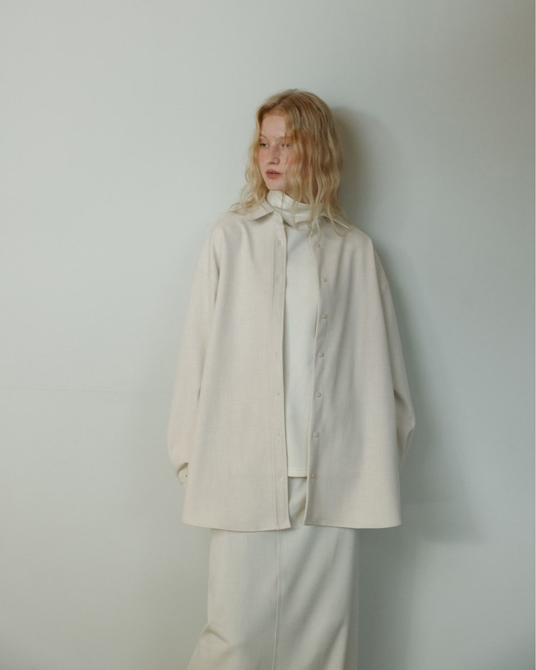 品牌LOGO刺繡雙打褶襯衫