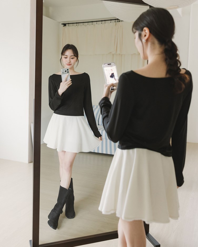 柔軟彈性簡約寬肩上衣