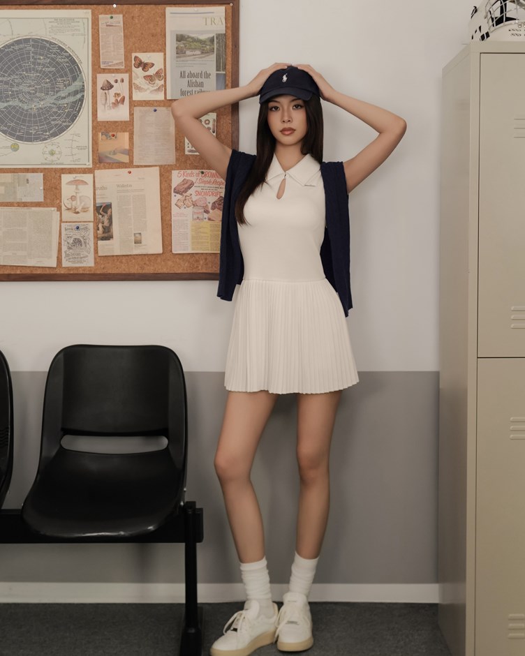 翻領拼接百摺BRA短洋