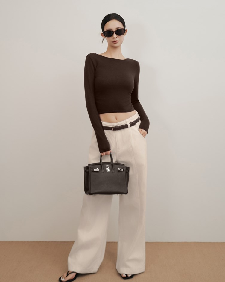 寬領側抓皺針織長袖