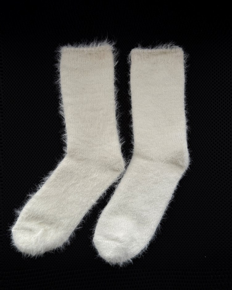 毛毛細閃中筒襪