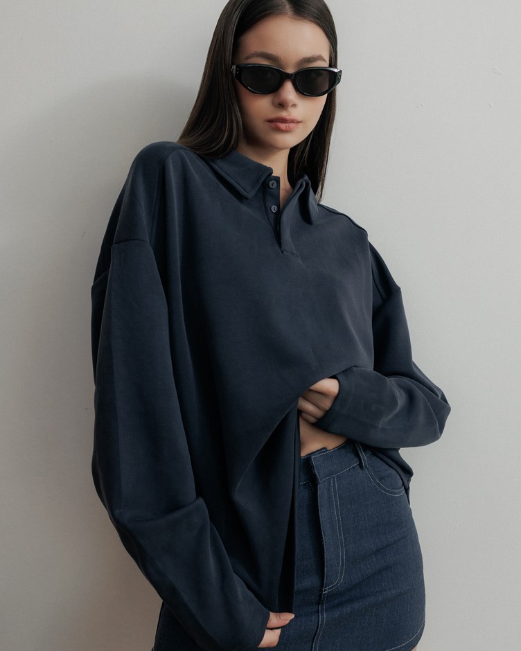 柔霧奶泡POLO領寬鬆上衣