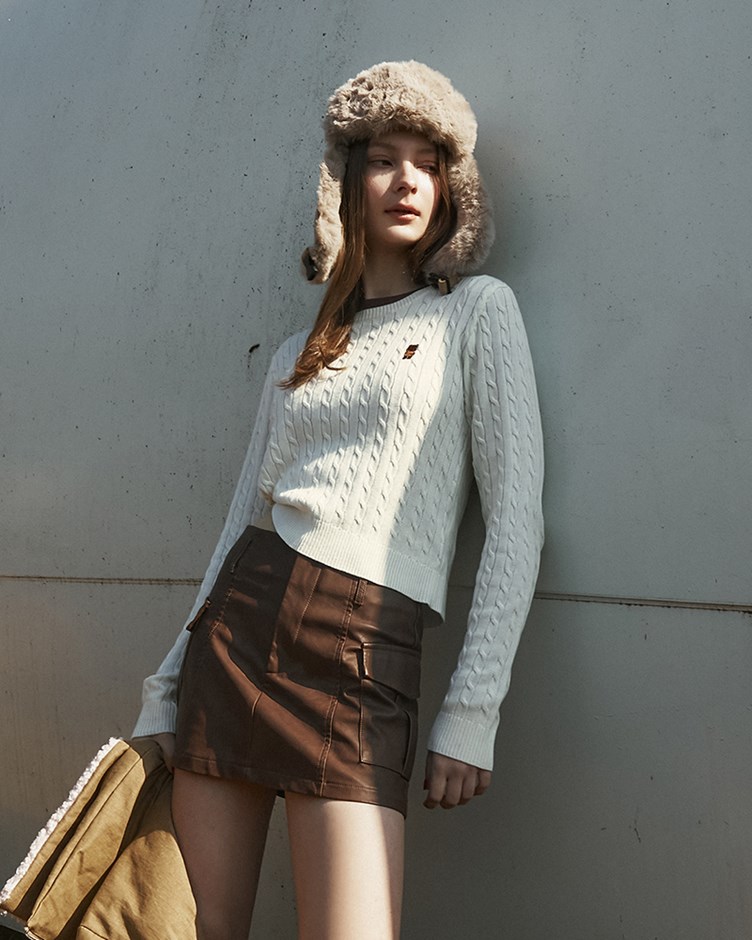 Bobby&Bella小刺繡麻花針織上衣