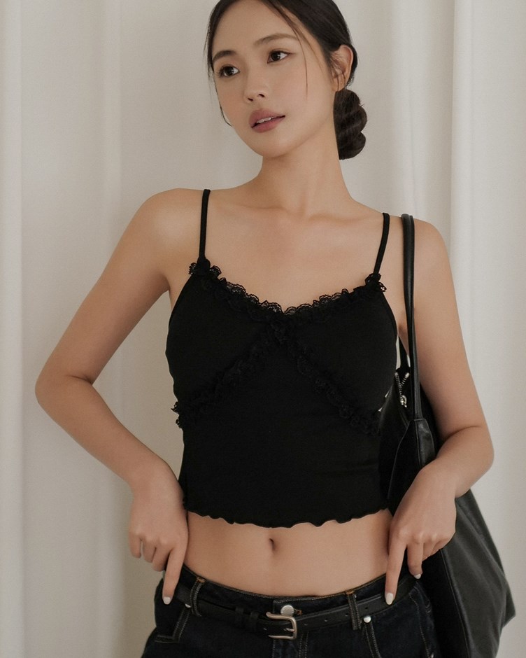 立體蕾絲滾邊細肩BRA TOP背心