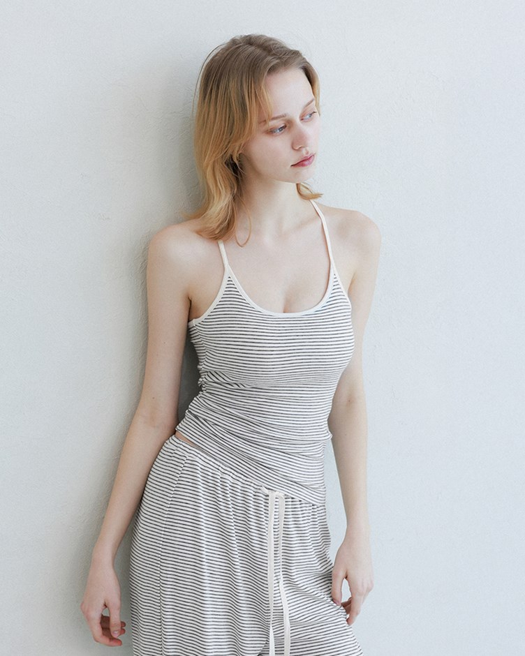 排釦條紋挖背Bratop