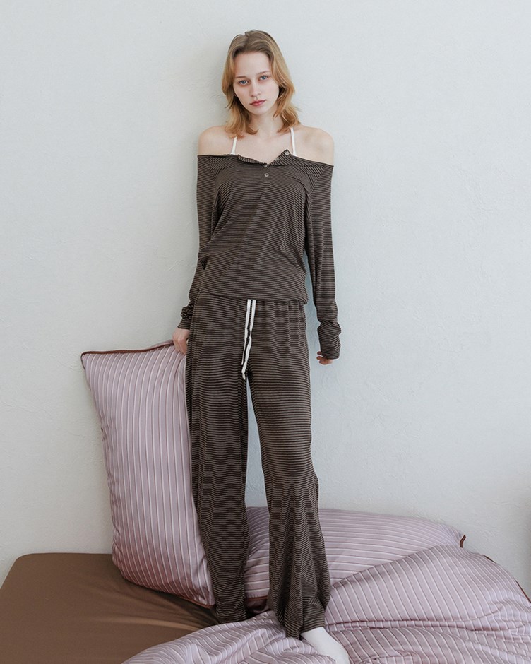 排釦條紋長袖上衣