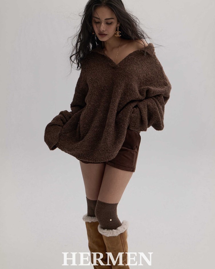 極簡輪廓圈毛針織衫