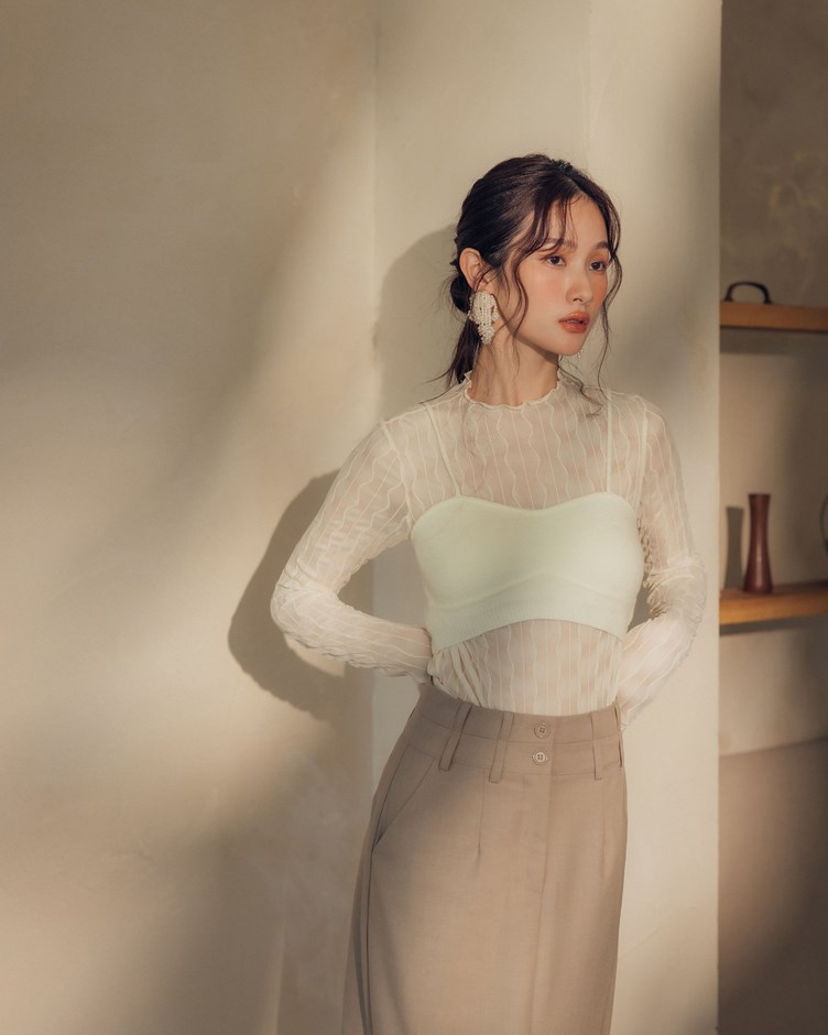 波浪透肌感網紗長袖上衣