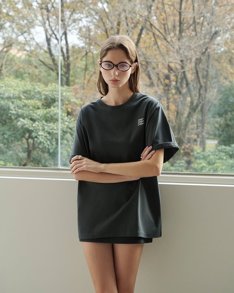 品牌LOGO厚磅冰膚舒芙棉寬鬆圓領上衣(unisex)