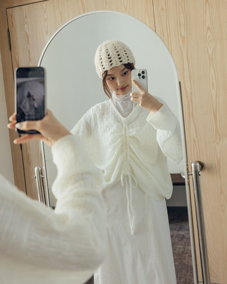 微透抽皺慵懶針織上衣