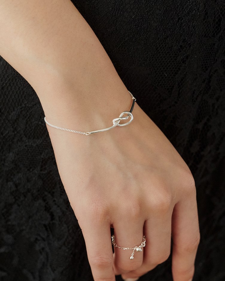 AURA扭結光感手鍊