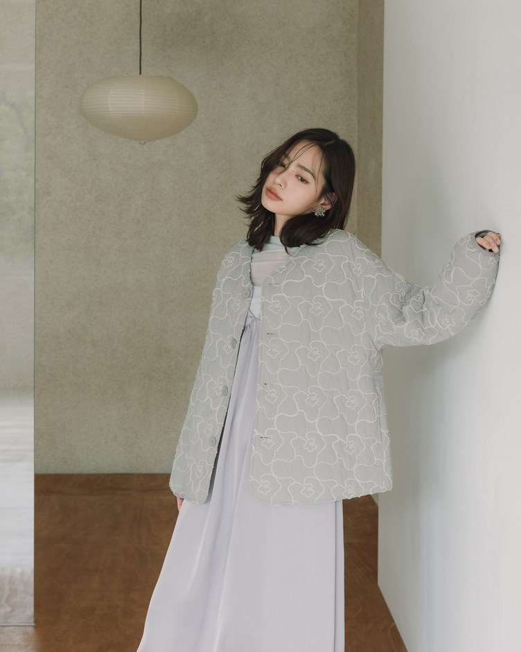 立體花朵凸線鋪棉外套