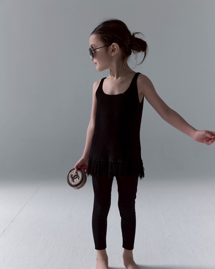 Little Fringe Knitting Top