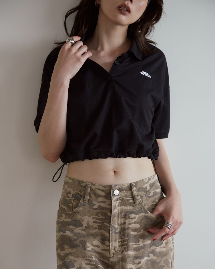 &IN THING刺繡POLO領排釦收腰上衣
