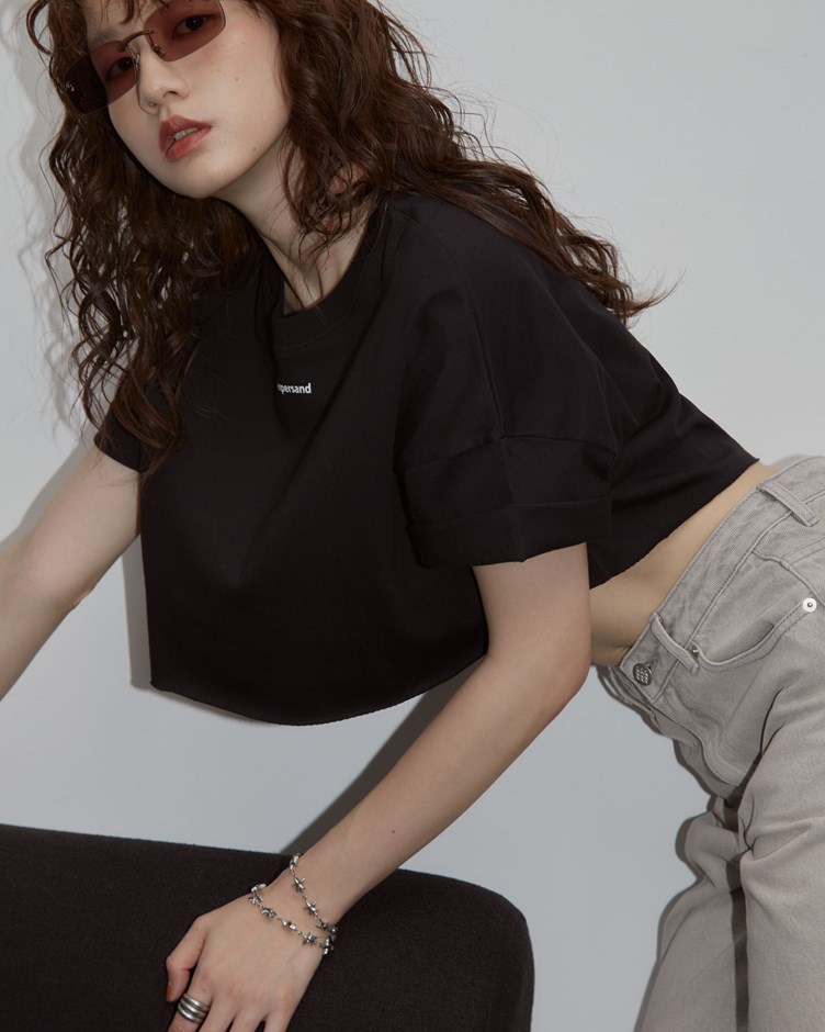 MIT & IN THING 短版LOGO圓領TEE