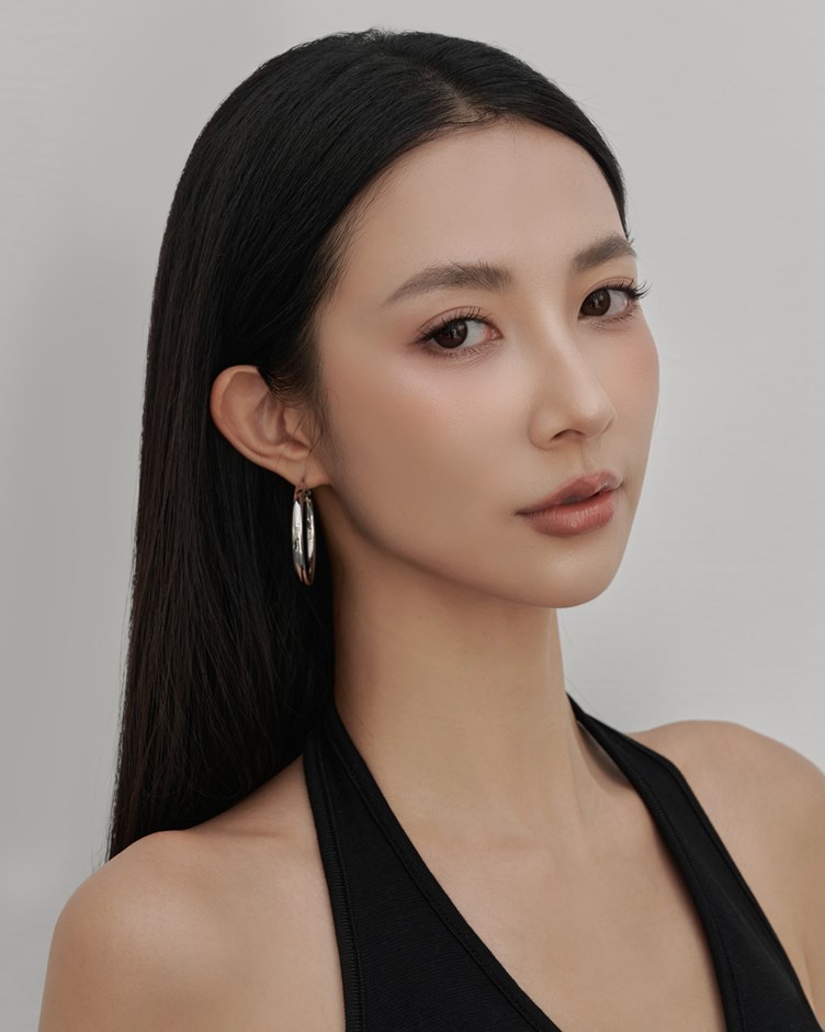 金屬弧面圈圈大耳環