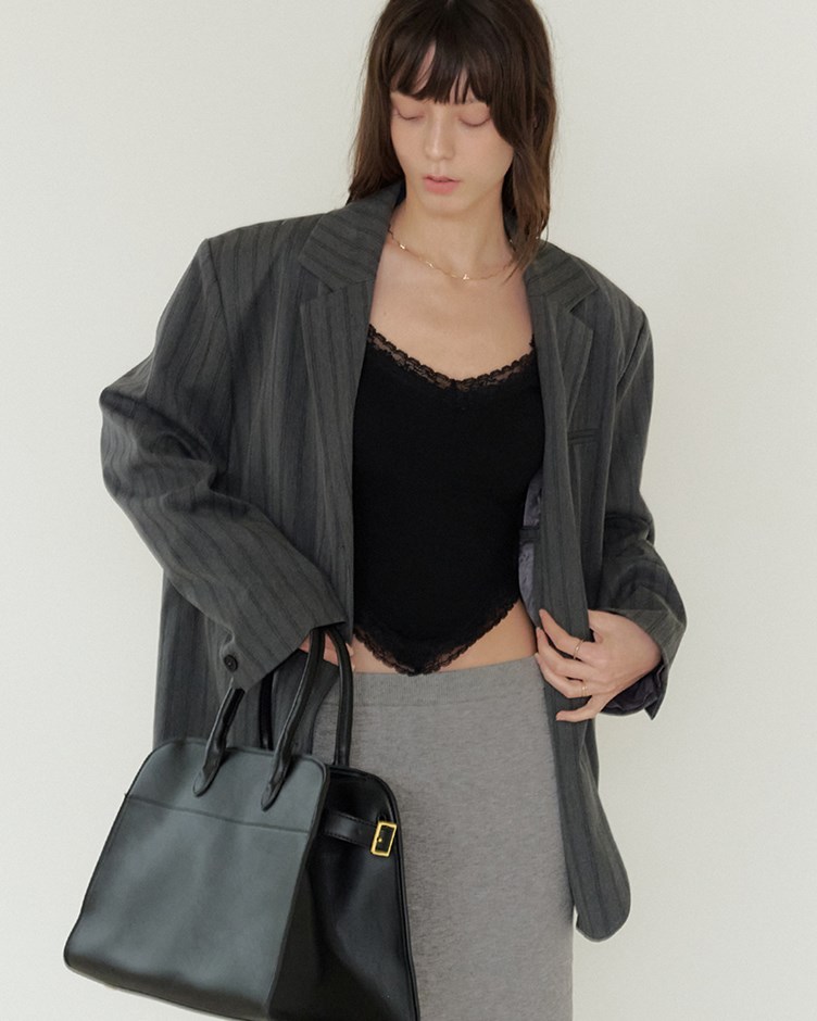 蕾絲V領長袖上衣