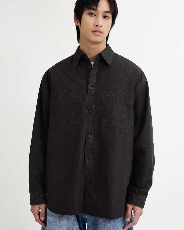 水洗加工口袋襯衫