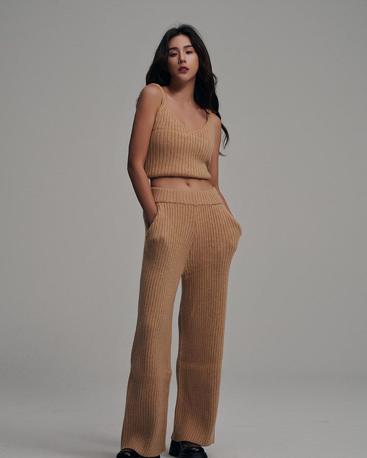 smart casual knitting set