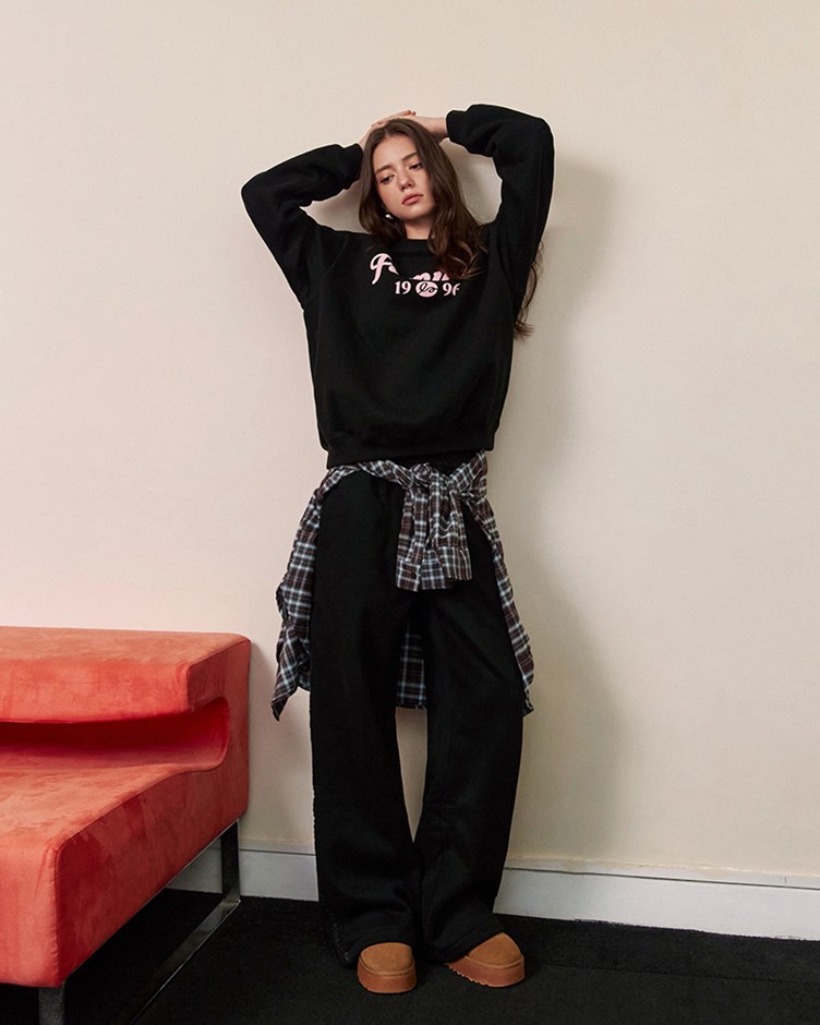 植絨印花字母大學TEE