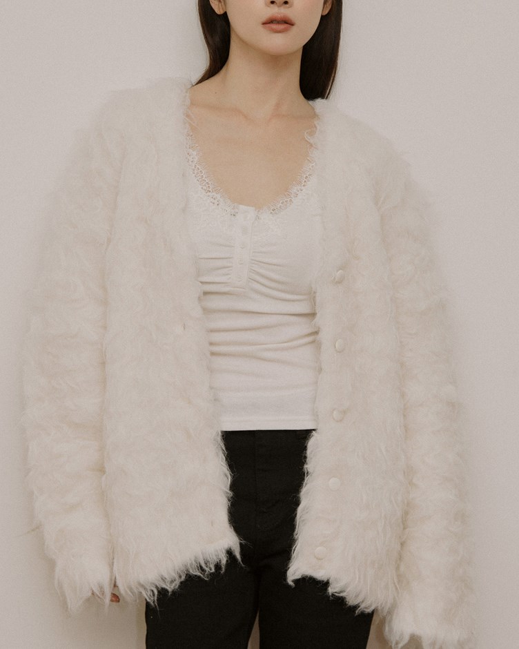05 雲朵毛感V領開襟外套