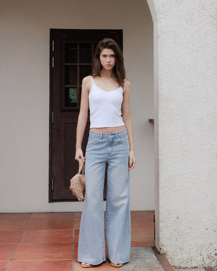 V領蕾絲細肩帶BraTop