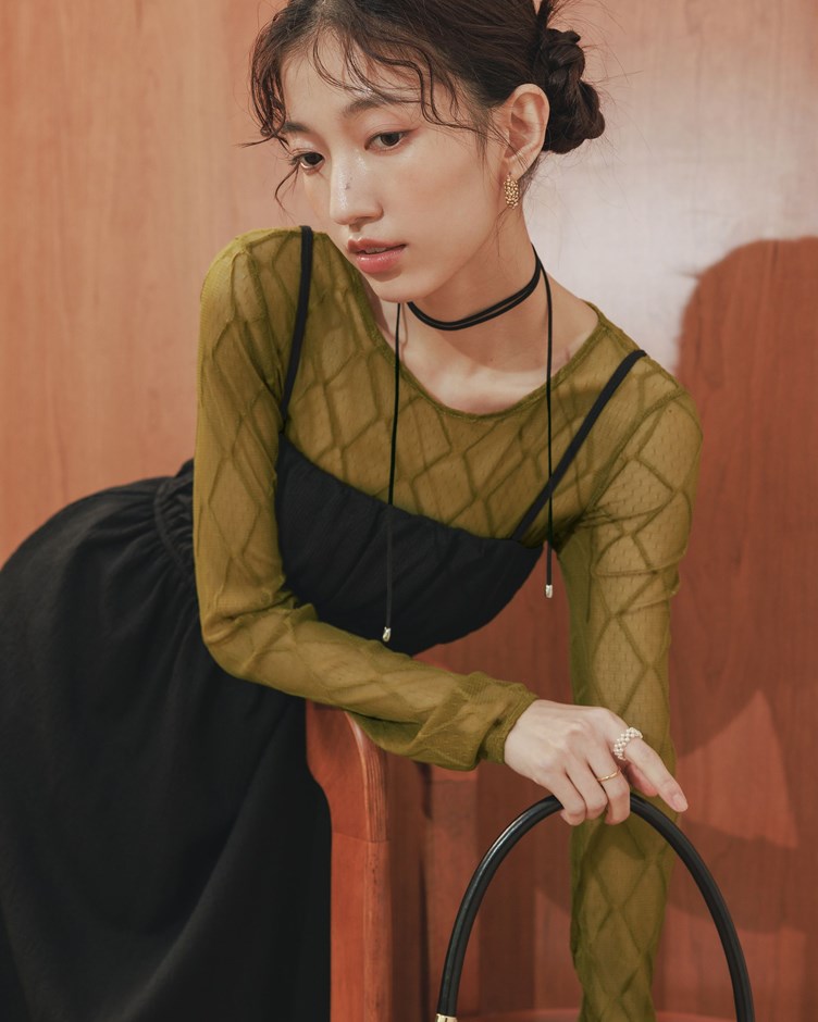 網格透膚圓領上衣