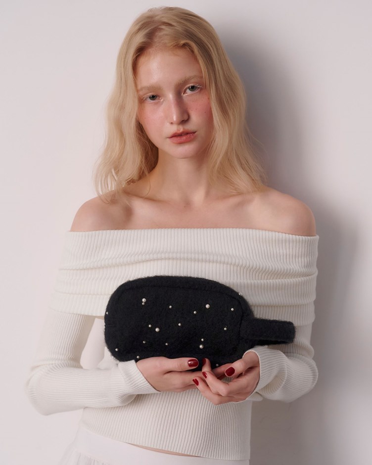 小香風珍珠LOGO刺繡收納包