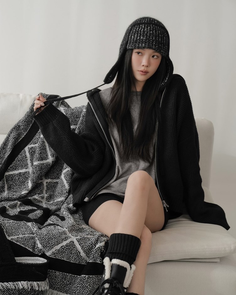 粗針拉鍊連帽寬鬆外套