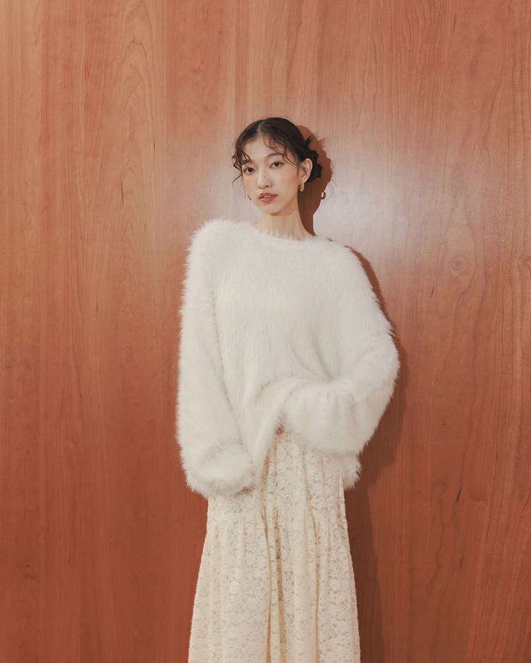 質感仿貂毛圓領上衣