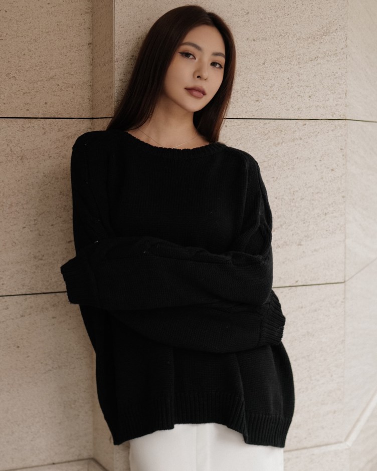 寬鬆麻花針織毛衣