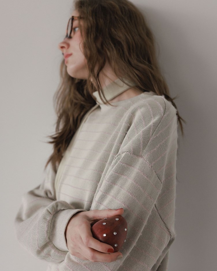 毛絨感條紋寬鬆圓領上衣