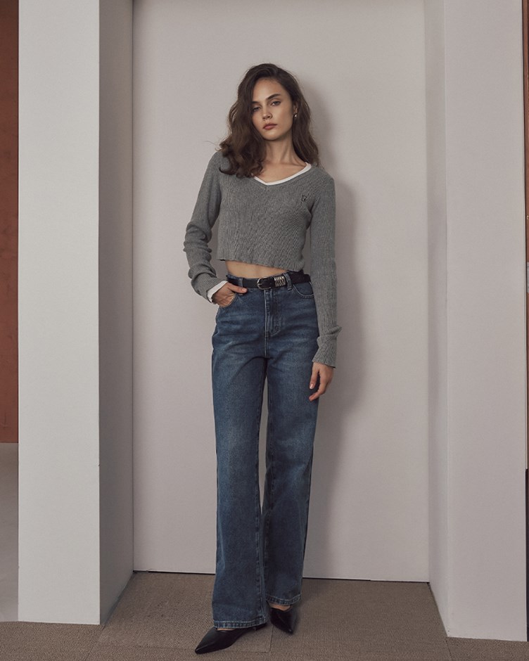 V領細紋路針織短版上衣(ME.)