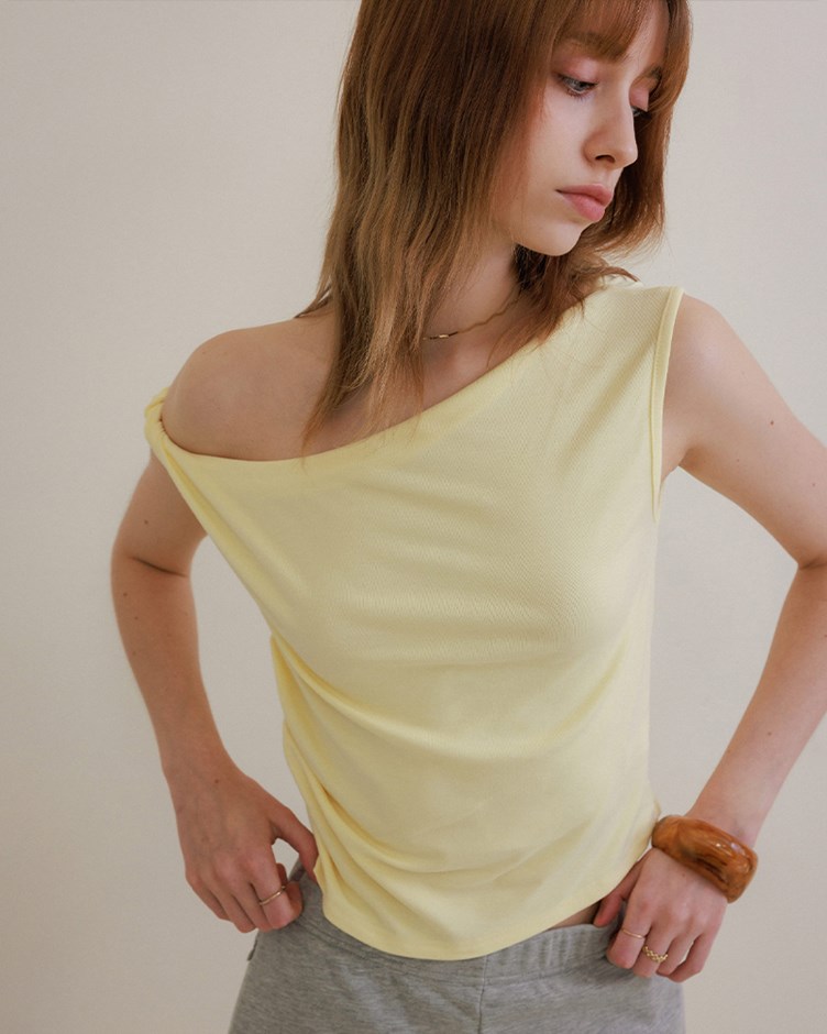 彈力斜肩上衣(yoyo聯名款)