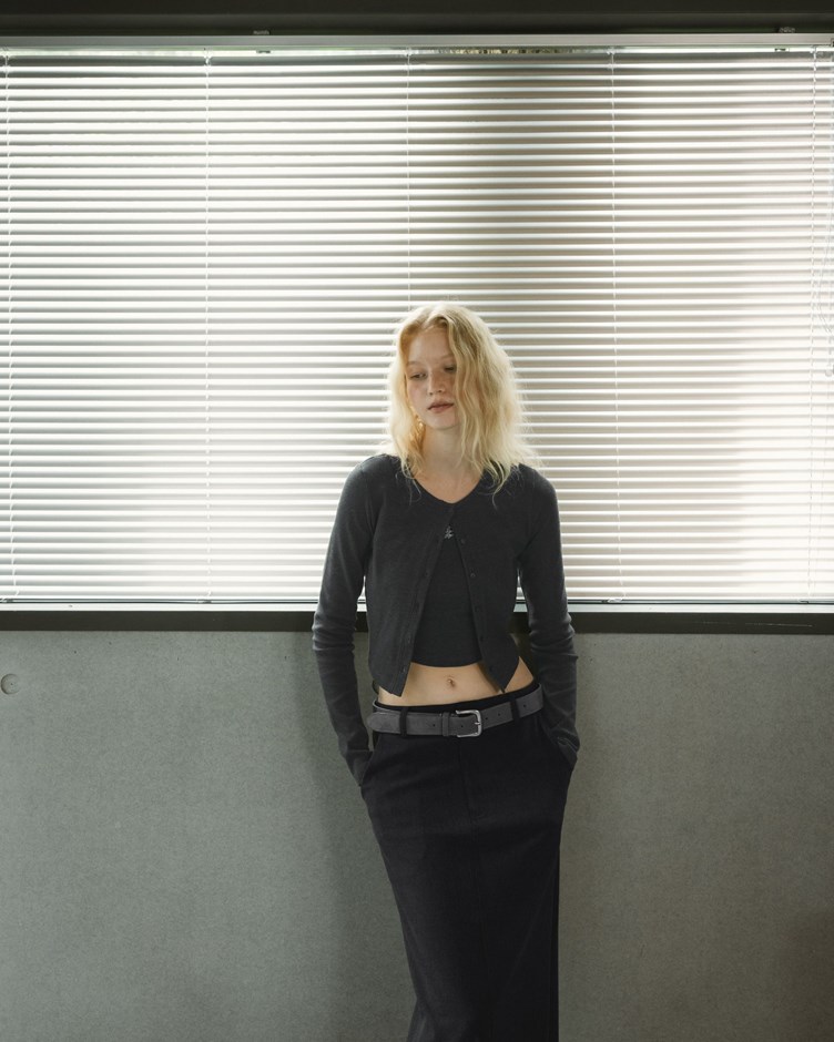 MIT品牌LOGO羅紋假兩件排釦上衣