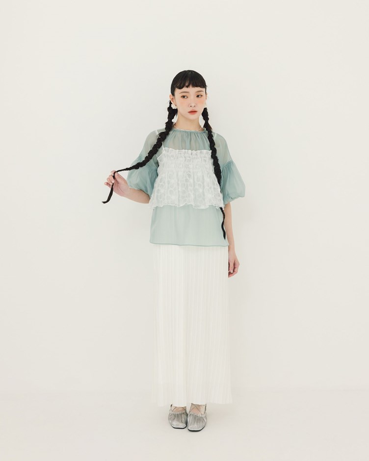 透肌感澎澎短袖上衣