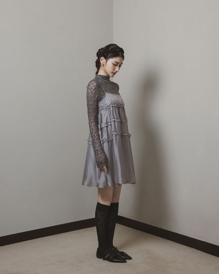 微光澤雙層澎紗細肩短洋裝