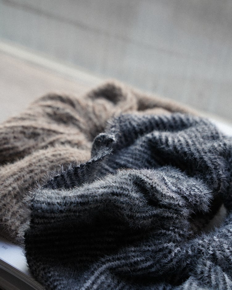 毛絨霧感條紋大腸圈