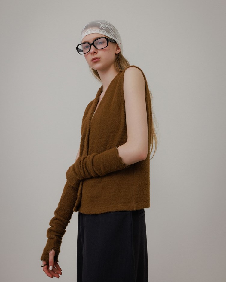 柔軟仿貂毛V領排釦背心 (背心+袖套)