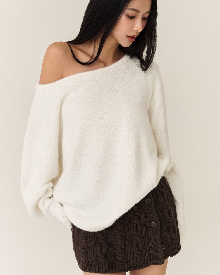 慵懶毛茸斜肩毛衣