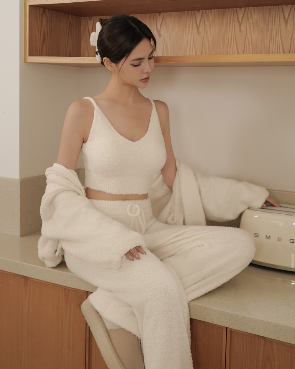 FLUFFY細肩V領BRATOP