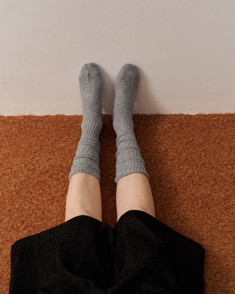 舒彈羊絨坑紋堆堆襪