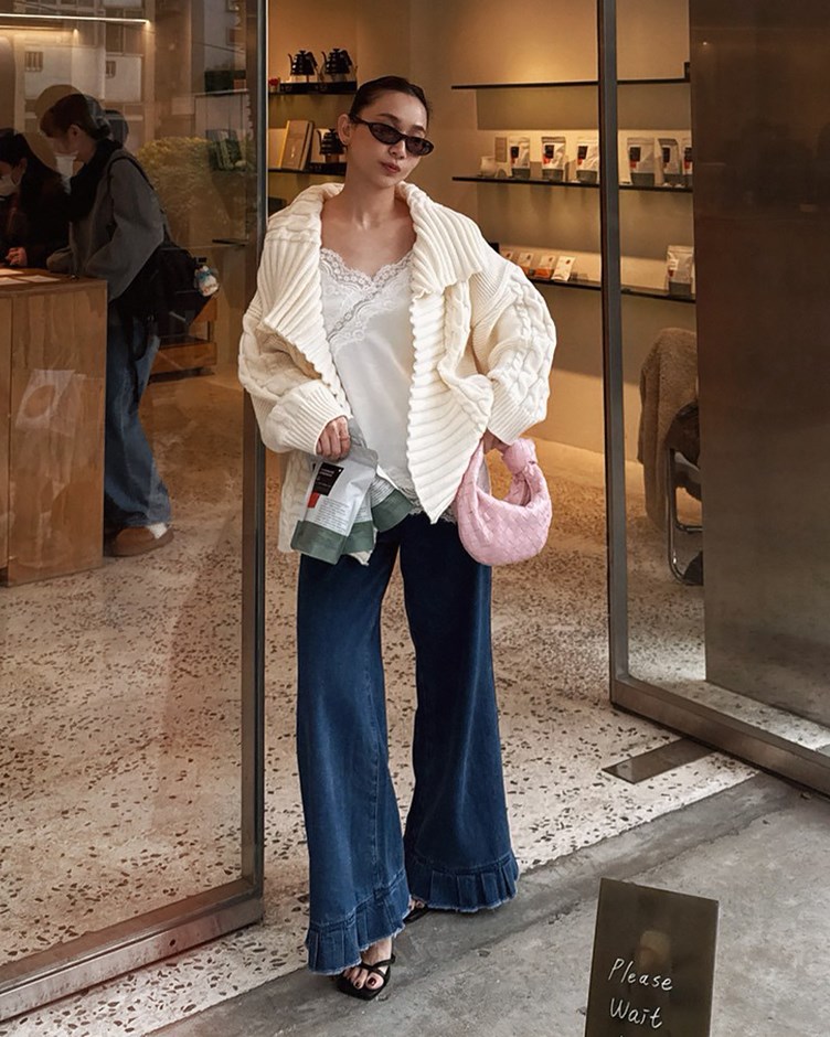 水洗軟牛仔荷葉牛仔褲