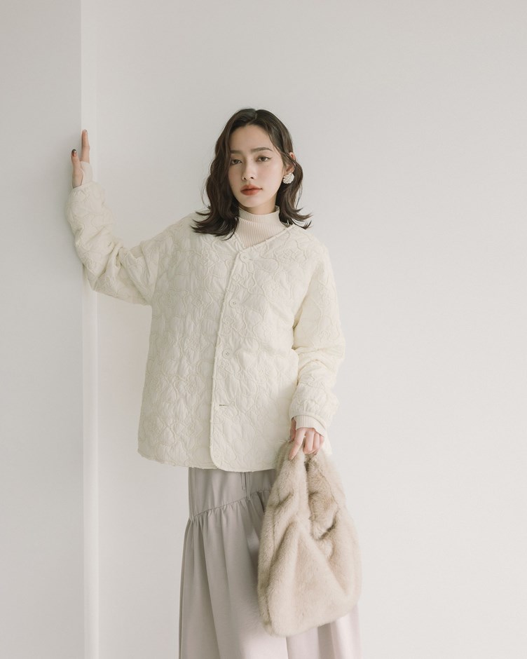 立體花朵凸線鋪棉外套