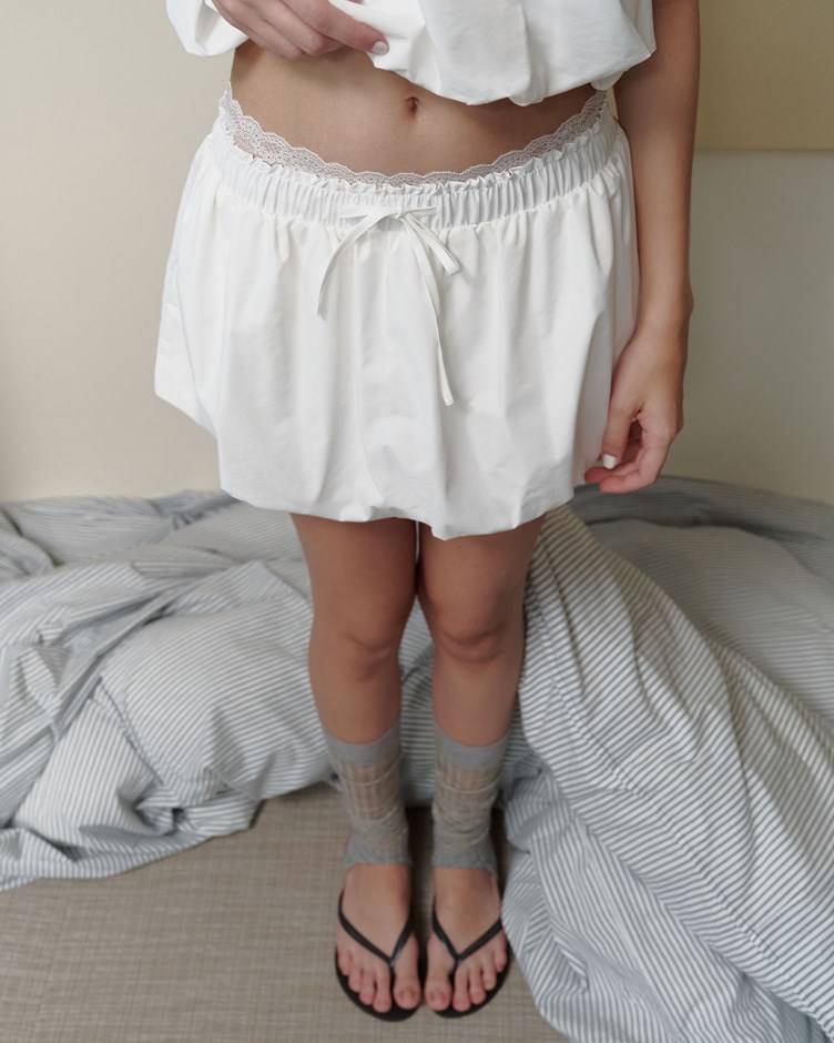 腰鬆緊抽繩澎澎短裙