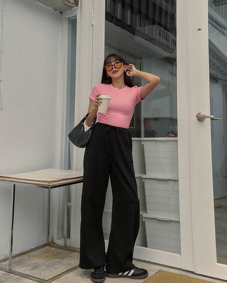 百搭小立領彈力短袖上衣